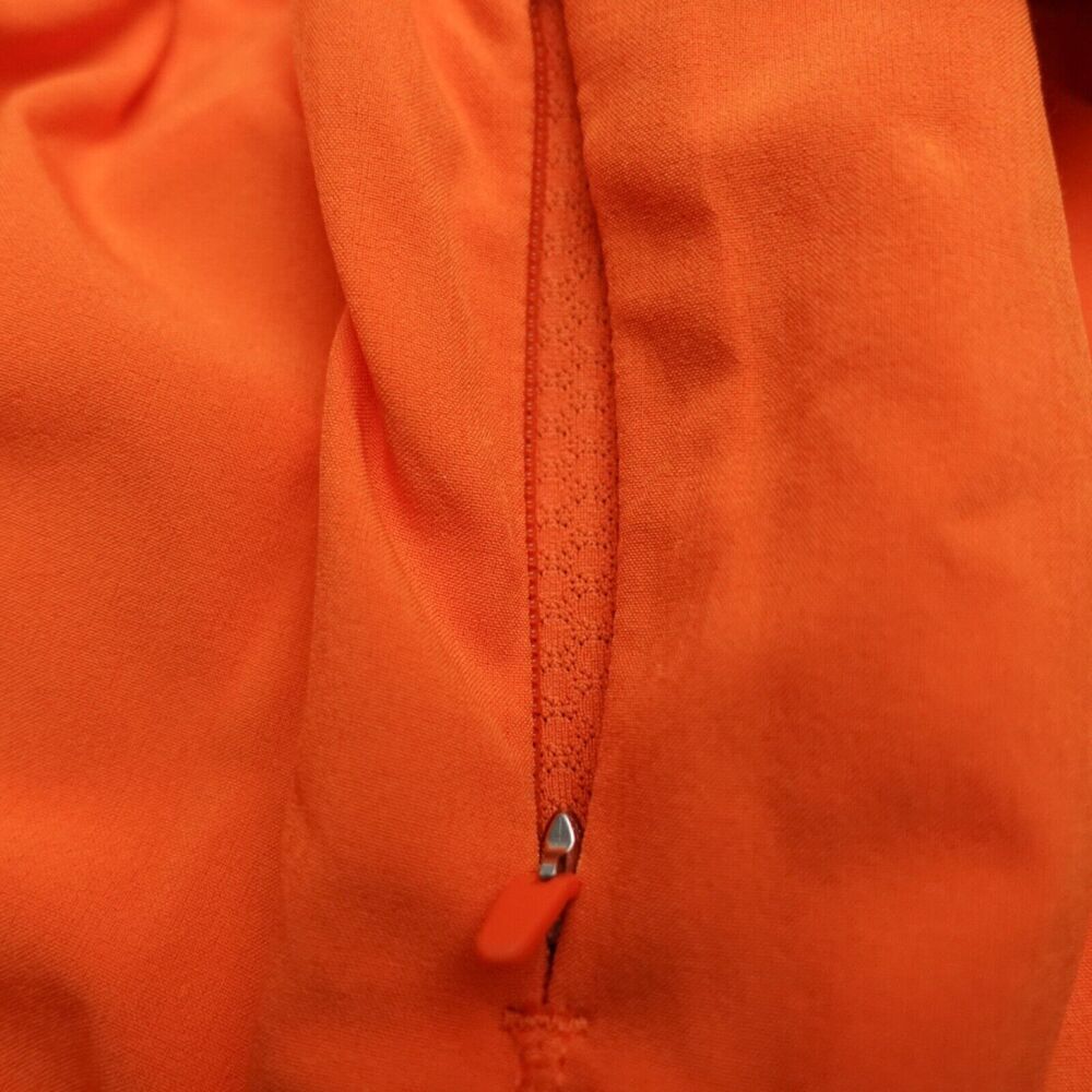New Lululemon Size 12 Hotty Hot Low Rise LR Lined Short 2.5" LITO Lit Orange - Picture 3 of 9